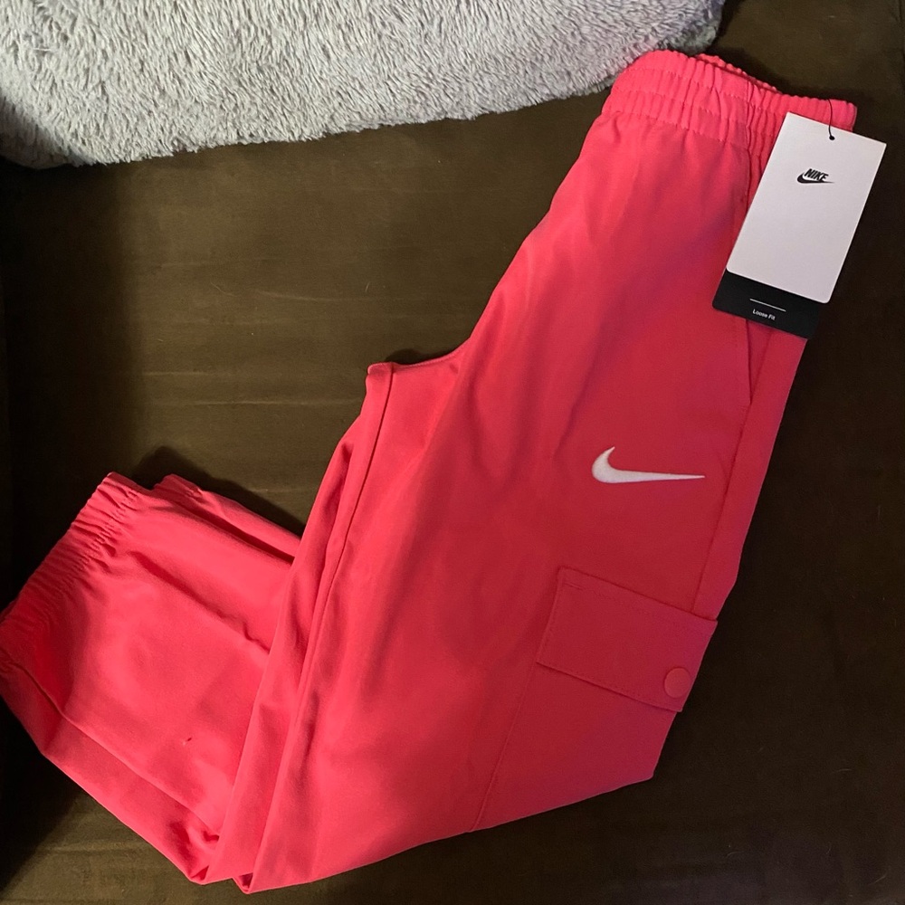 NWT Nike Kids Aster Pink Cargo Pants